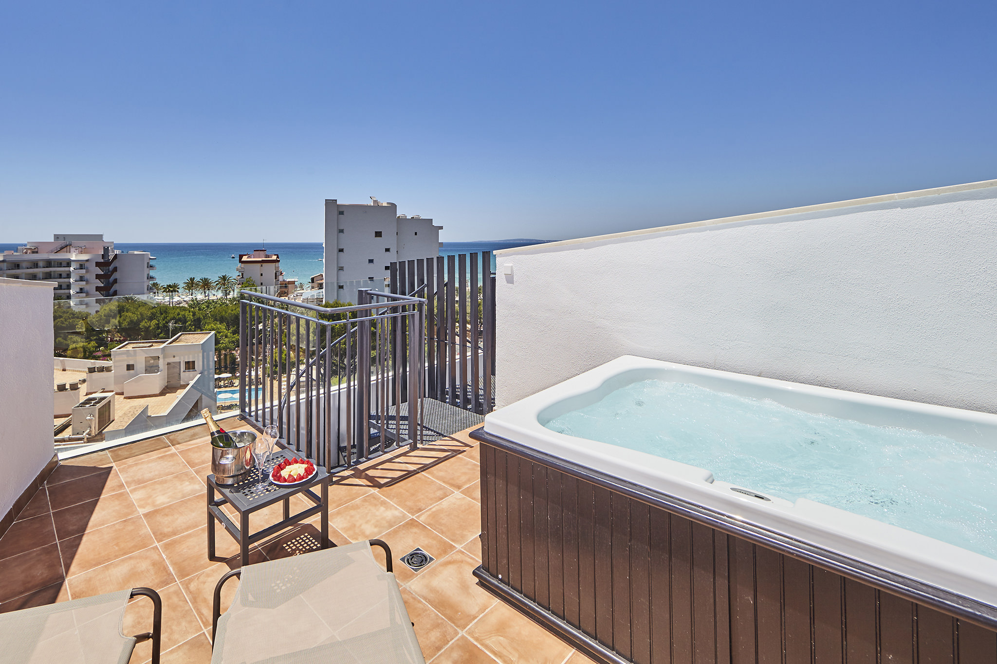 Buchen Sie Ihren Doppelzimmer Meerblick im Hotel Principe in Playa de Palma